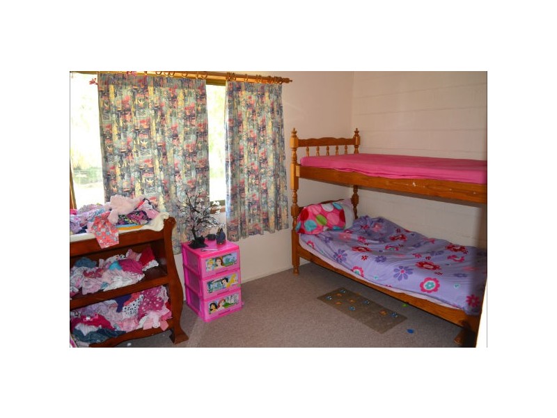 1 Murray Street, Wandal QLD 4700