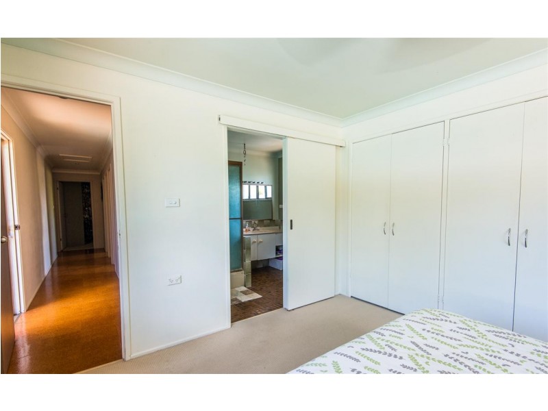 26 Arthur Street, Gracemere QLD 4702