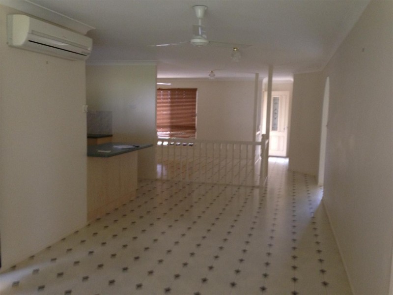16 Lamb Avenue, Gracemere QLD 4702