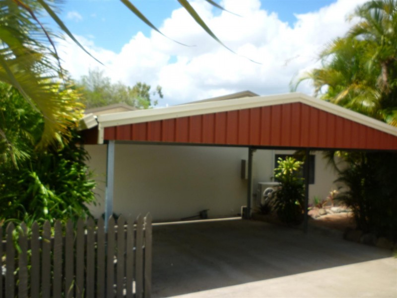 2 Archer Road, Gracemere QLD 4702