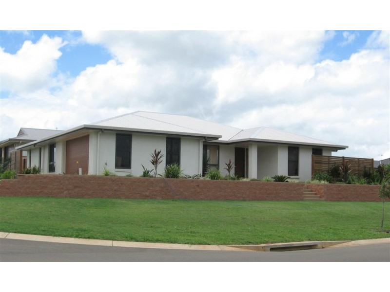 2 Sturt Court, Gracemere QLD 4702