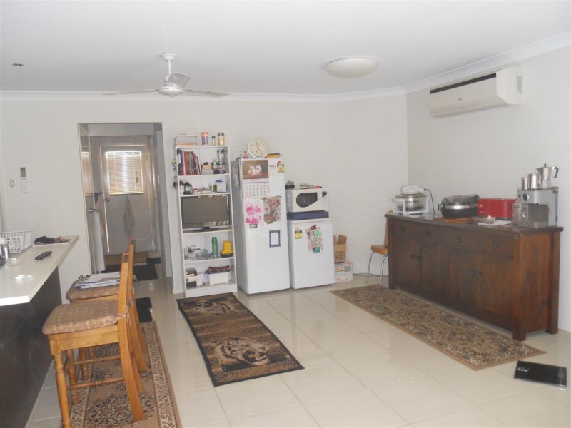 19 Jamie Crescent, Gracemere QLD 4702
