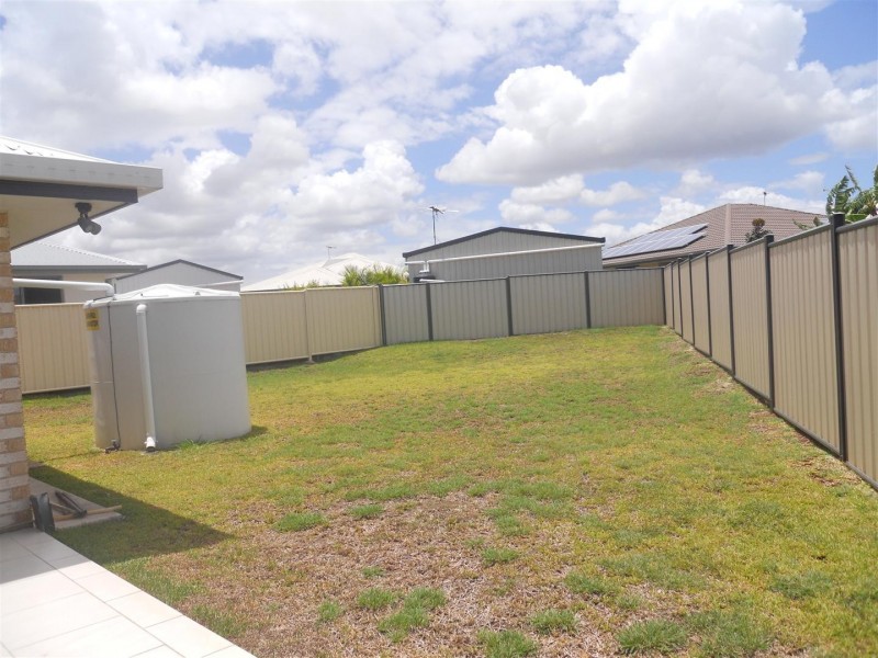 19 Jamie Crescent, Gracemere QLD 4702