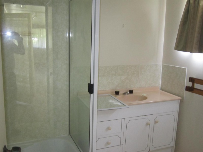 46 Hall Street, Mount Morgan QLD 4714