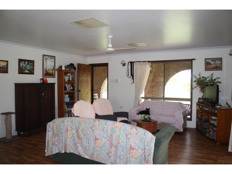 217 Harding Road, Alton Downs QLD 4702