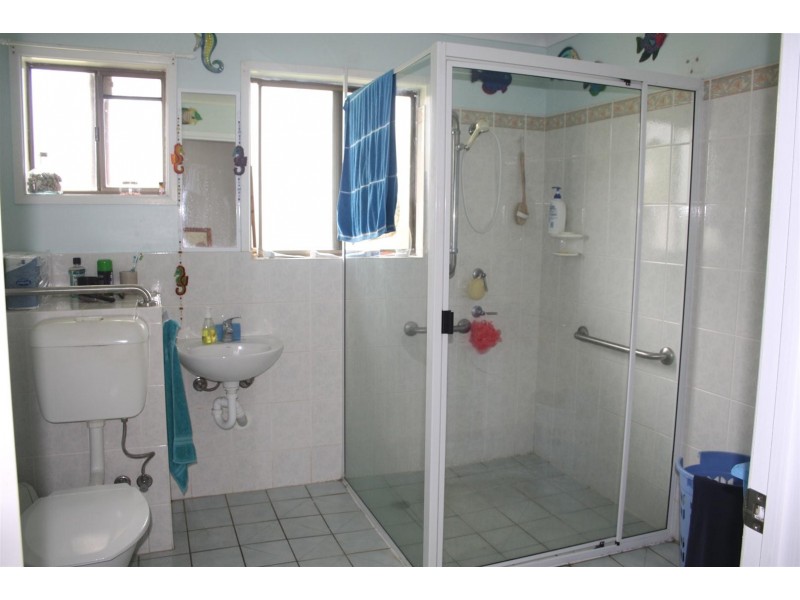 217 Harding Road, Alton Downs QLD 4702