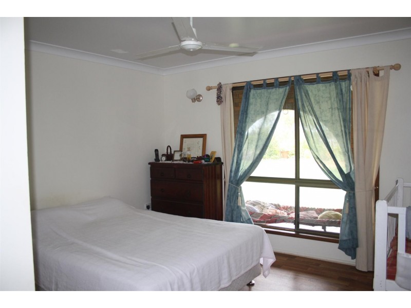 217 Harding Road, Alton Downs QLD 4702