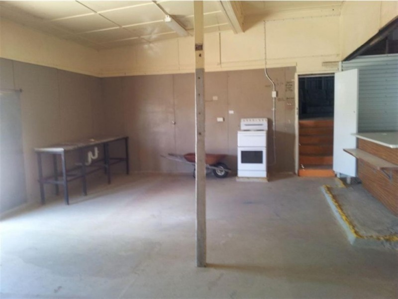 88 East Street, Mount Morgan QLD 4714
