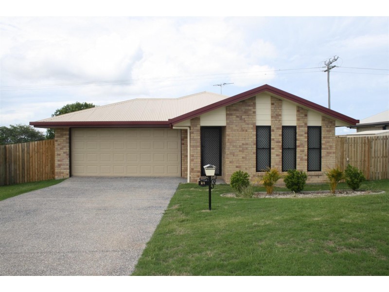 24 Bronco Crescent, Gracemere QLD 4702