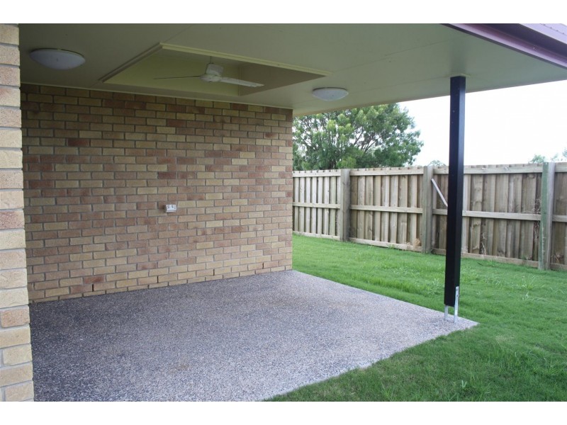 24 Bronco Crescent, Gracemere QLD 4702