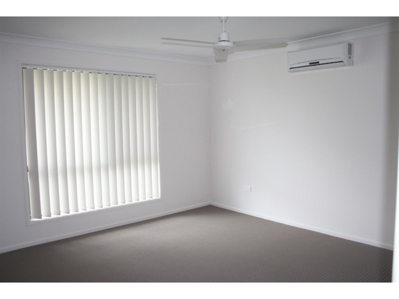 24 Bronco Crescent, Gracemere QLD 4702