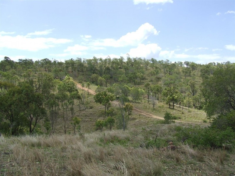 “Carinya” Oakey Creek Road, Boulder Creek QLD 4714
