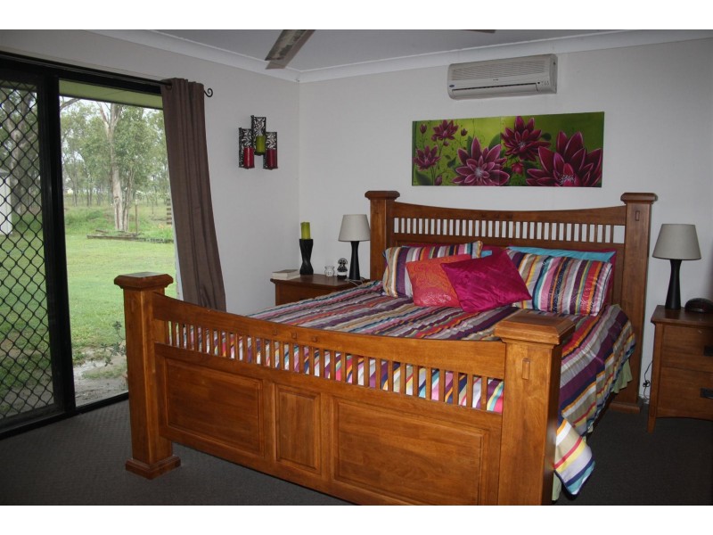 17 Freeman Court, Gracemere QLD 4702