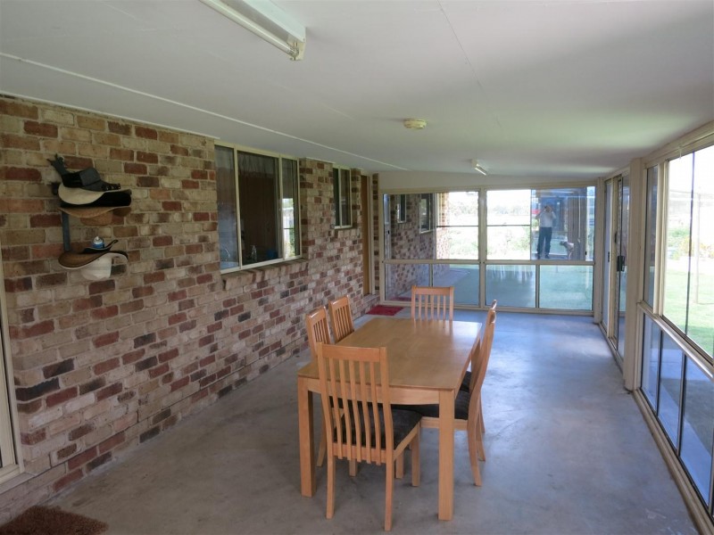 32 Rayner Road, Alton Downs QLD 4702