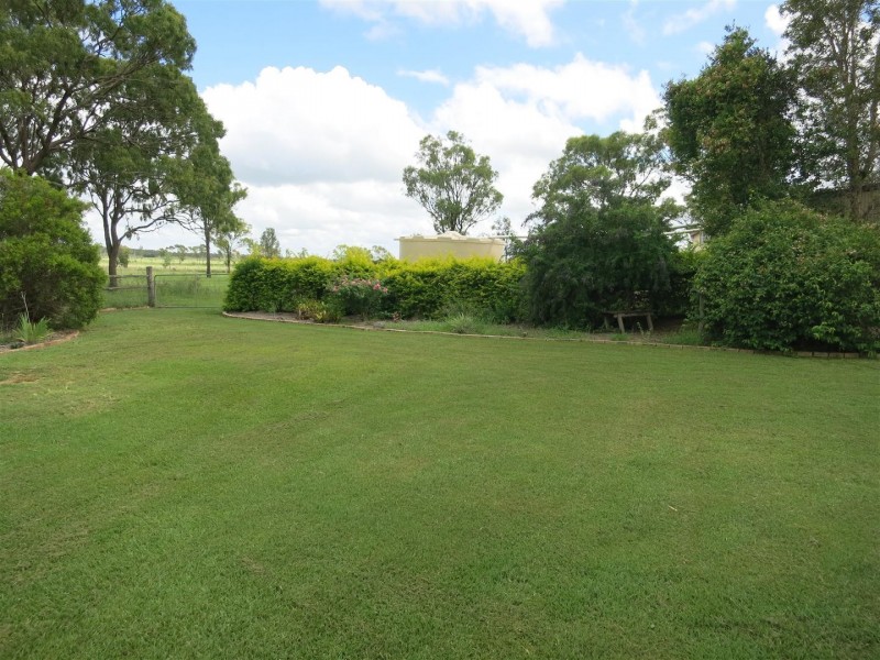32 Rayner Road, Alton Downs QLD 4702