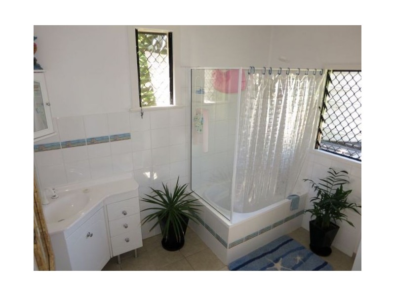 12 Gum Tree Avenue, Bouldercombe QLD 4702