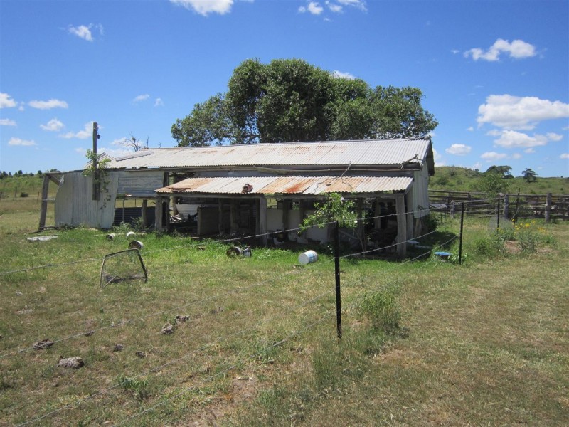 117 Weir View Road, Bajool QLD 4699