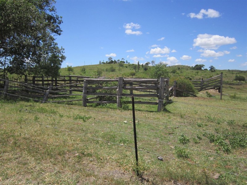 117 Weir View Road, Bajool QLD 4699