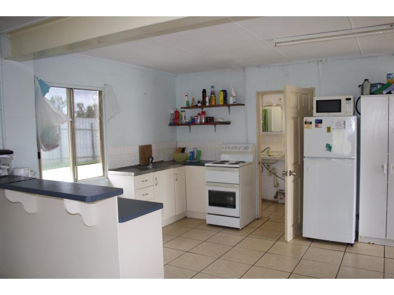 53 Douglas Street, Gracemere QLD 4702