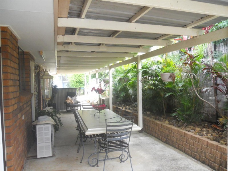 42 Cowan Street, Gracemere QLD 4702