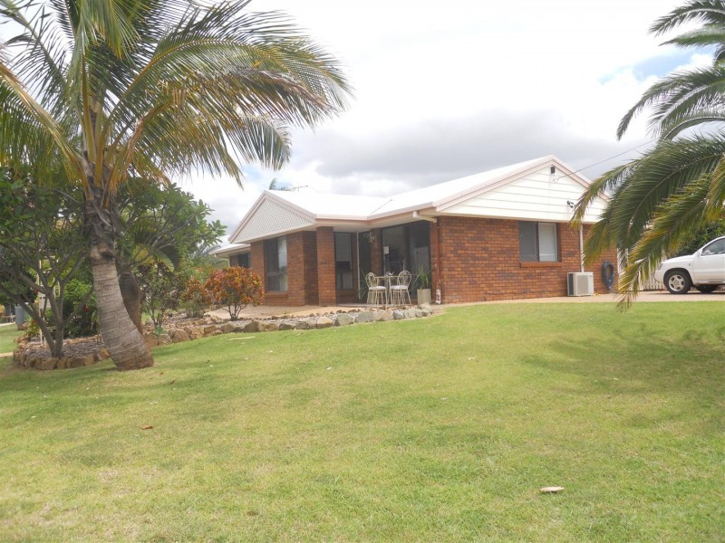 42 Cowan Street, Gracemere QLD 4702