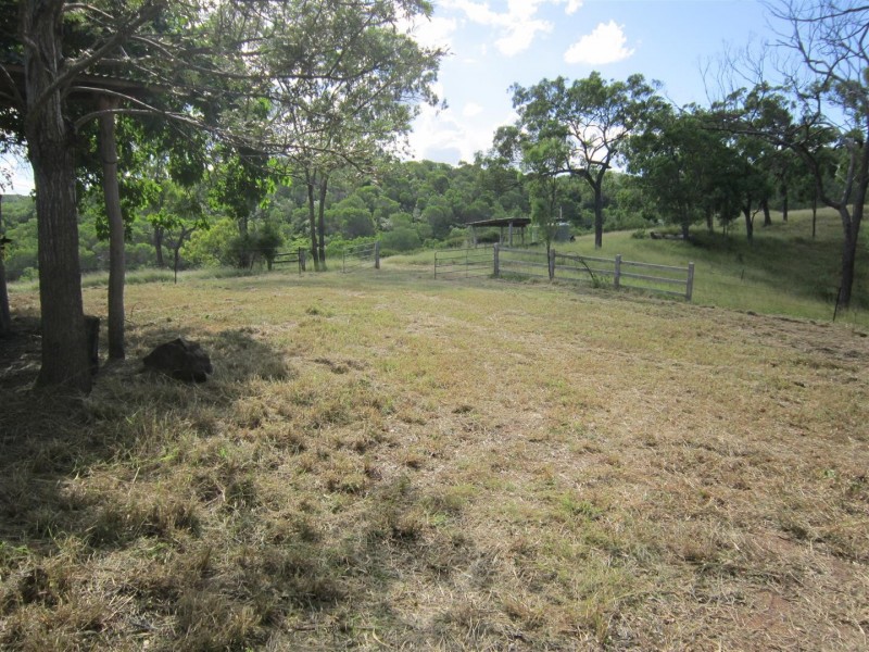 165 Spanns Road, Mount Larcom QLD 4695