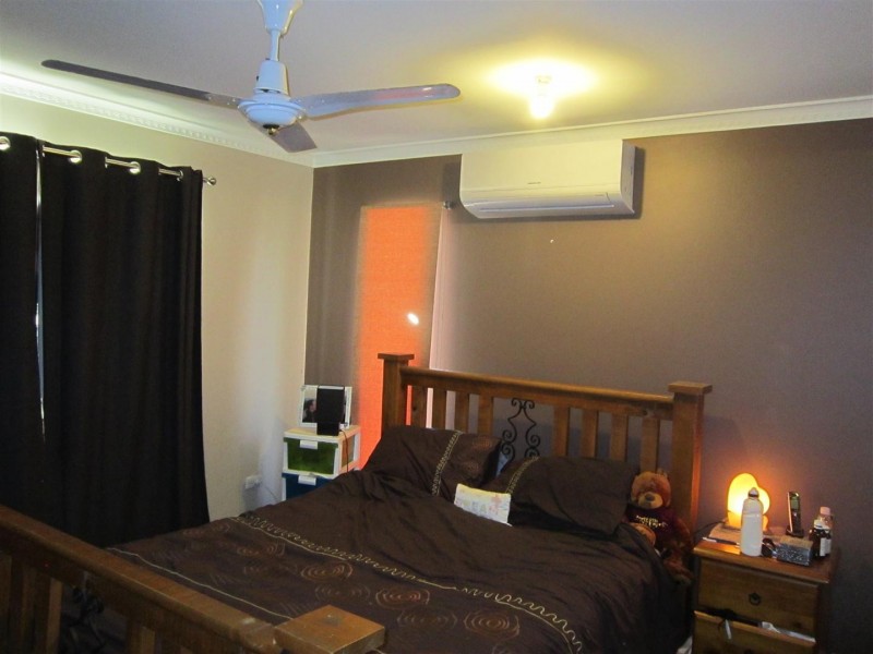 11 Sydney King Close, Gracemere QLD 4702