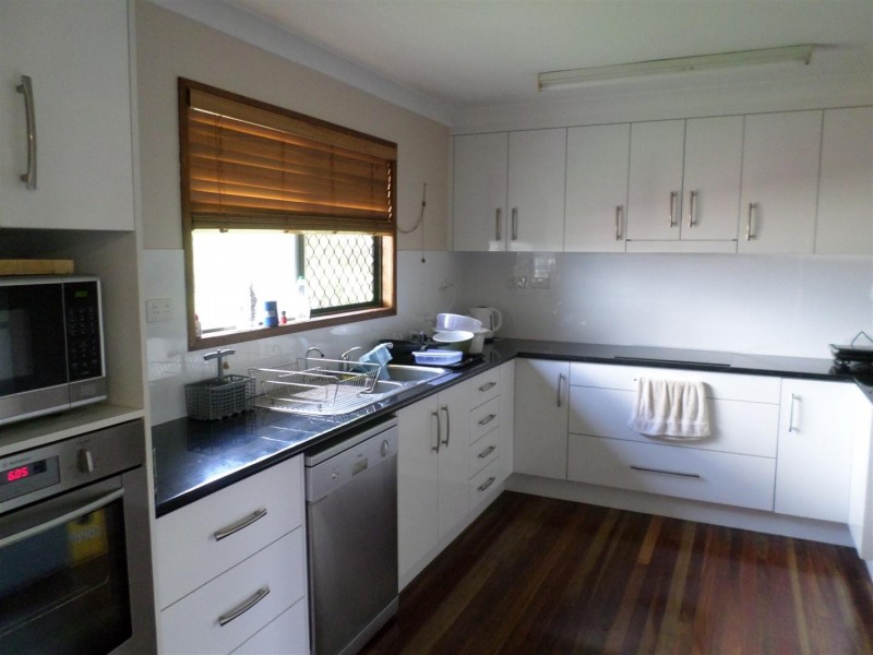 13 Ward Street, Gracemere QLD 4702