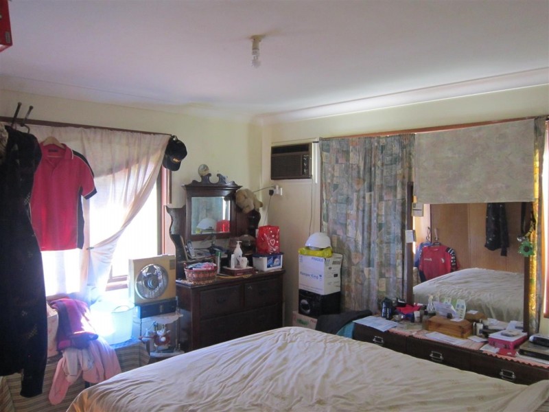 86 James Street, Mount Morgan QLD 4714