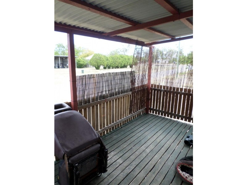 7 Leichhardt Highway, Wowan QLD 4702