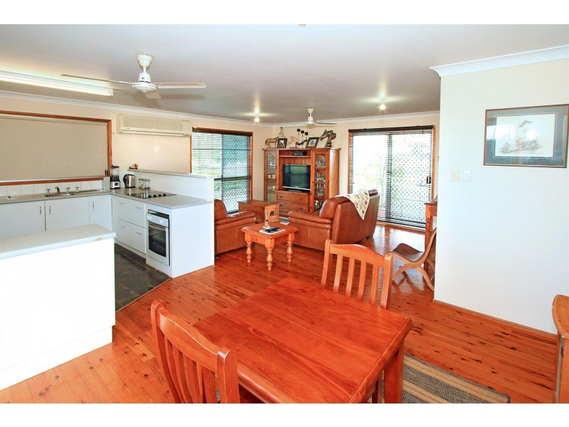654 Alton Downs-Nine Mile Road, Alton Downs QLD 4702