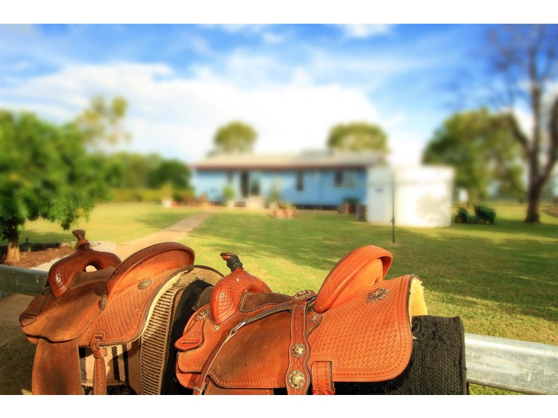 654 Alton Downs-Nine Mile Road, Alton Downs QLD 4702