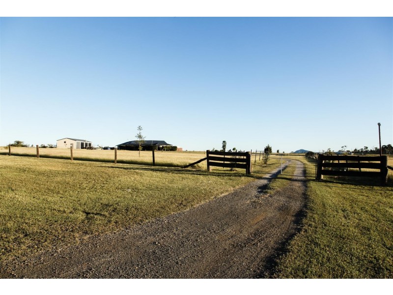 49 O’Brien Rd, Alton Downs QLD 4702