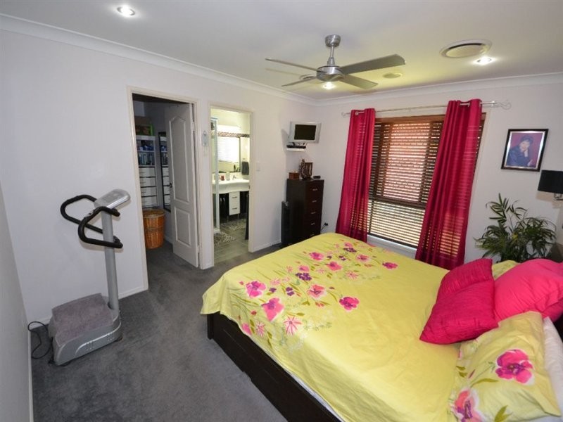 14 Jamie Crescent, Gracemere QLD 4702