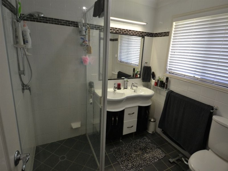 14 Jamie Crescent, Gracemere QLD 4702