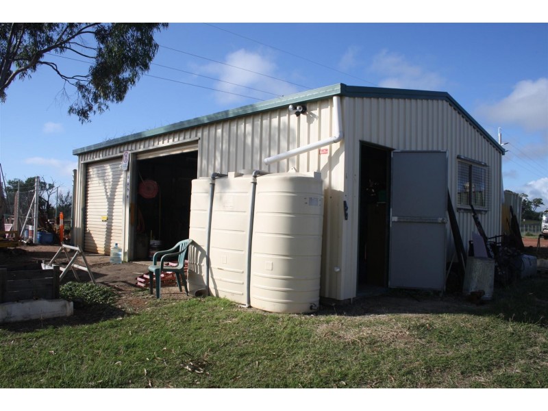 53659 Burnett Highway, Bouldercombe QLD 4702