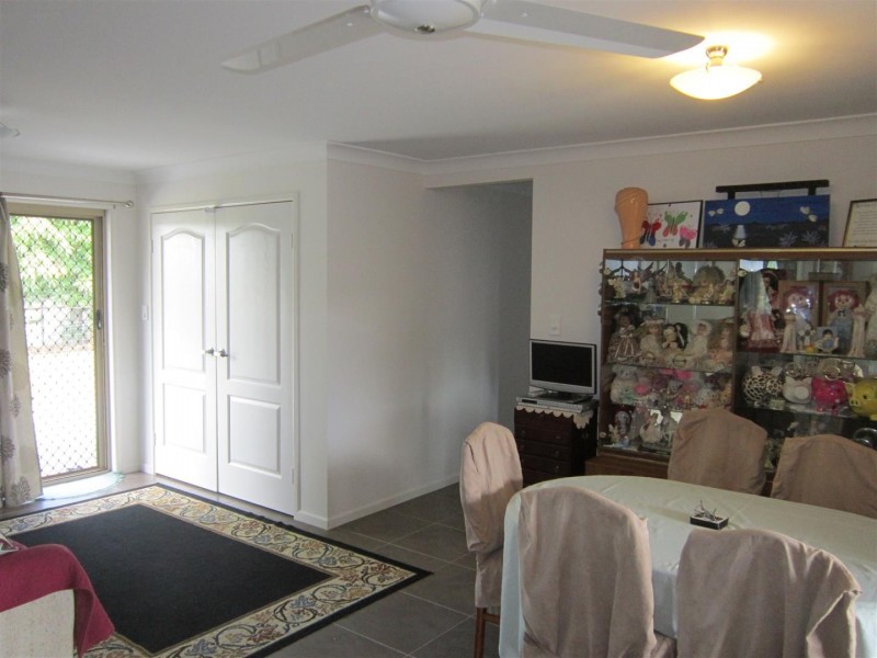 1 Lee Street, Walterhall QLD 4714