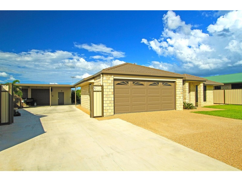 15 Bell Trees Place, Gracemere QLD 4702