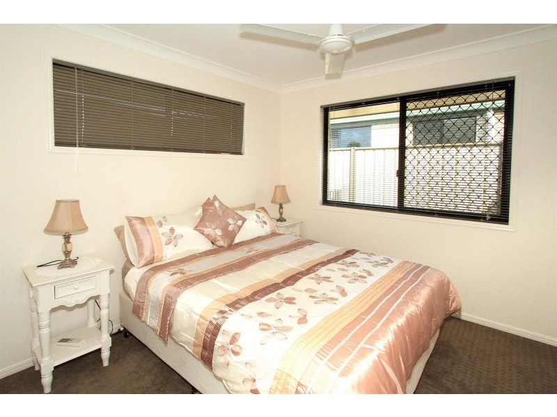 15 Bell Trees Place, Gracemere QLD 4702