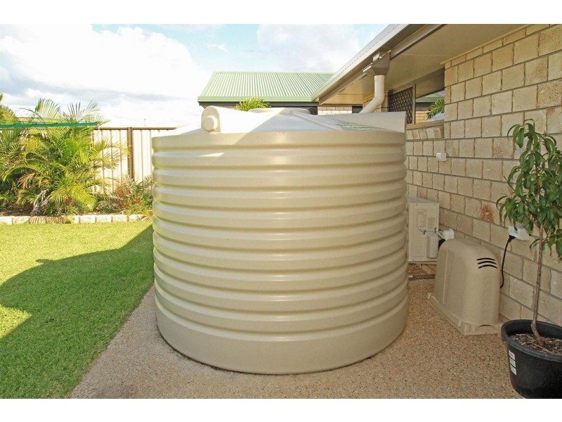 15 Bell Trees Place, Gracemere QLD 4702