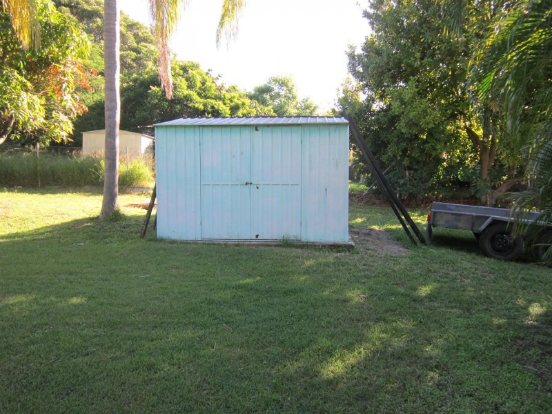 84 Dee Street, Mount Morgan QLD 4714