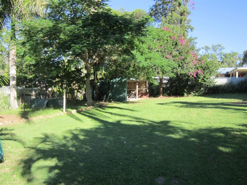 84 Dee Street, Mount Morgan QLD 4714