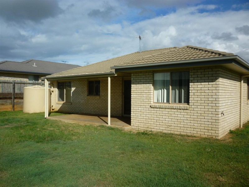 24 Jamie Crescent, Gracemere QLD 4702