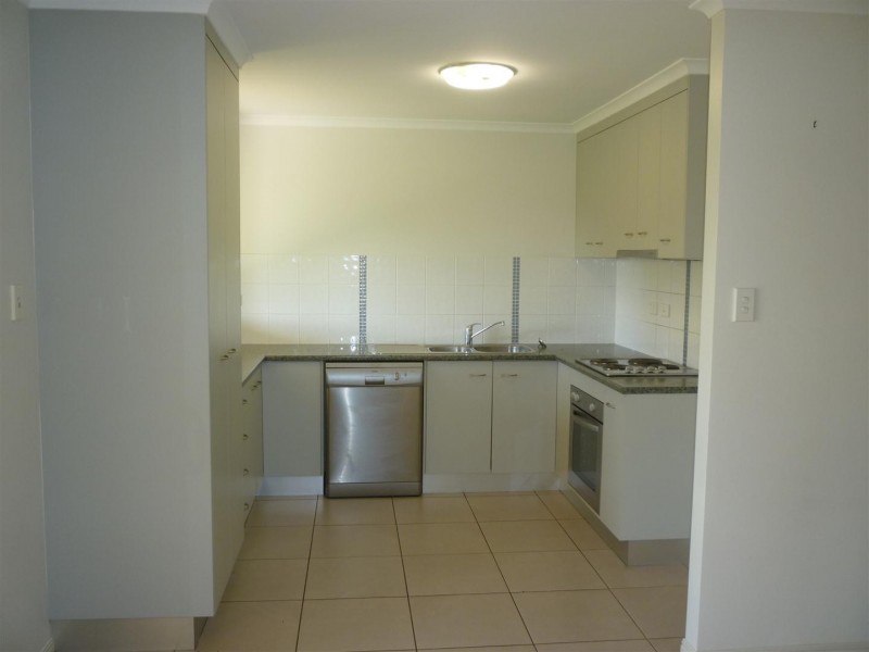 24 Jamie Crescent, Gracemere QLD 4702