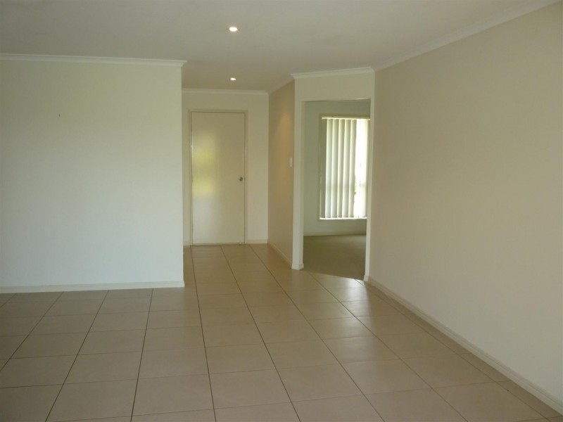 24 Jamie Crescent, Gracemere QLD 4702