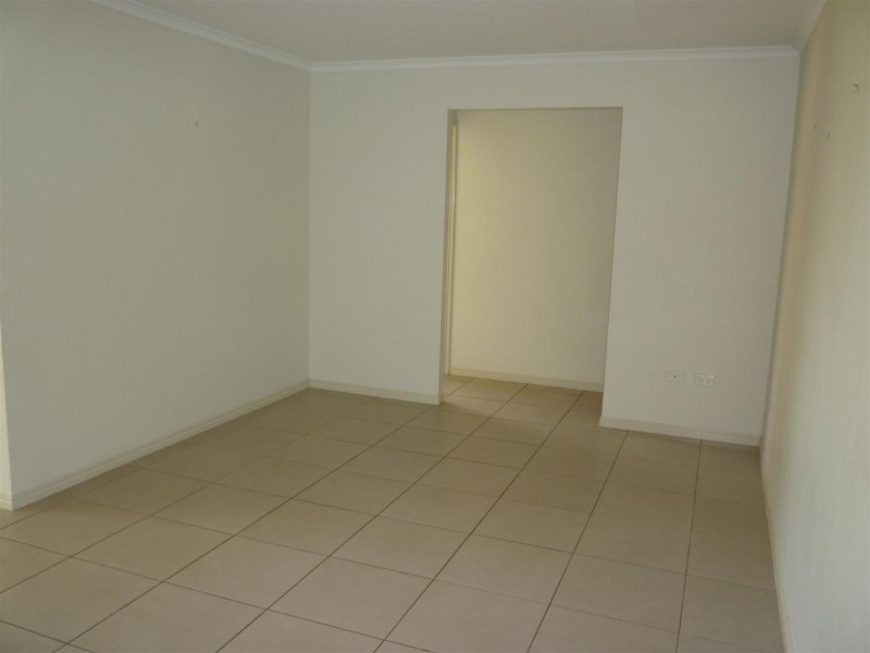 24 Jamie Crescent, Gracemere QLD 4702