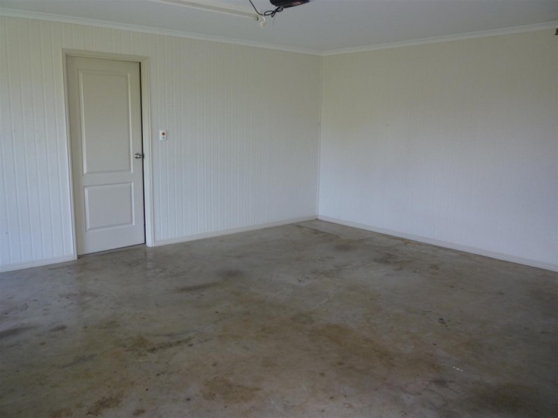 24 Jamie Crescent, Gracemere QLD 4702