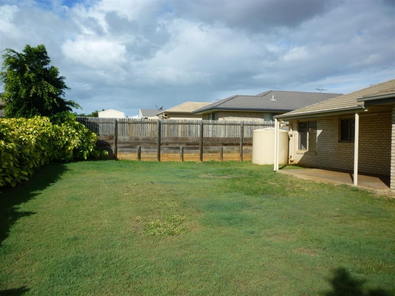 24 Jamie Crescent, Gracemere QLD 4702