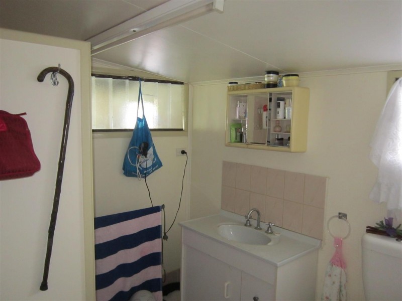 12 Gordon Street, Mount Morgan QLD 4714