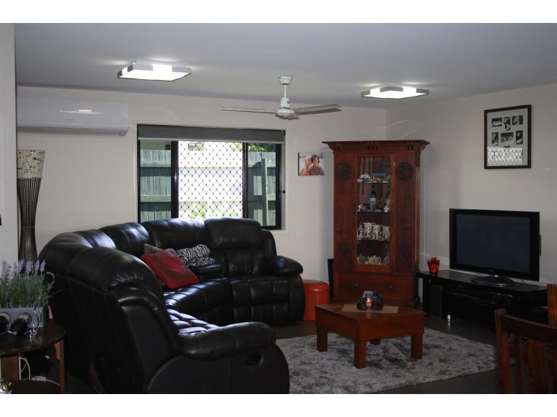 8 Jamie Crescent, Gracemere QLD 4702